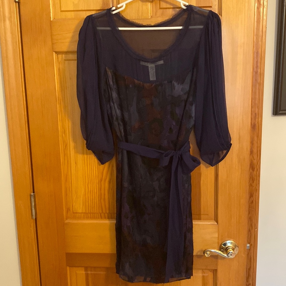 Gorgeous Diane Von Furstenberg rayon and silk dress sz 8